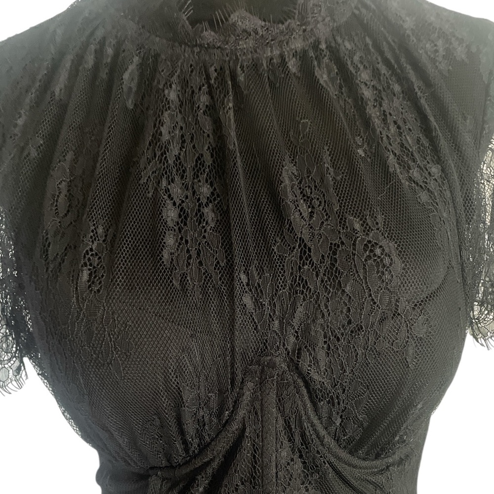 Lulus Black Alluring Charisma Black Lace Bustier Short Sleeve Bodysuit,Med,
NWT - Picture 9 of 11